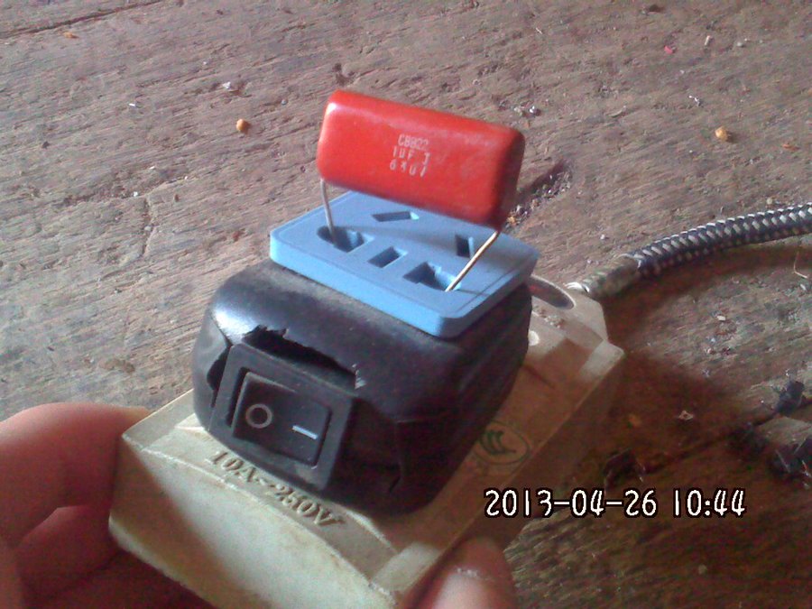 2013569.jpg