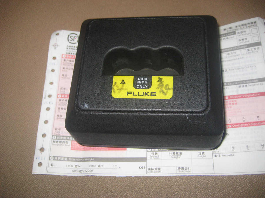 1充电器正面.jpg