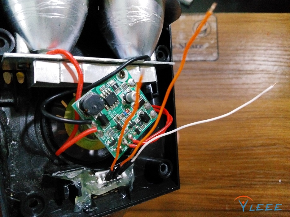 【DIY】改造电动车灯由5V移动电源供电-14.jpg