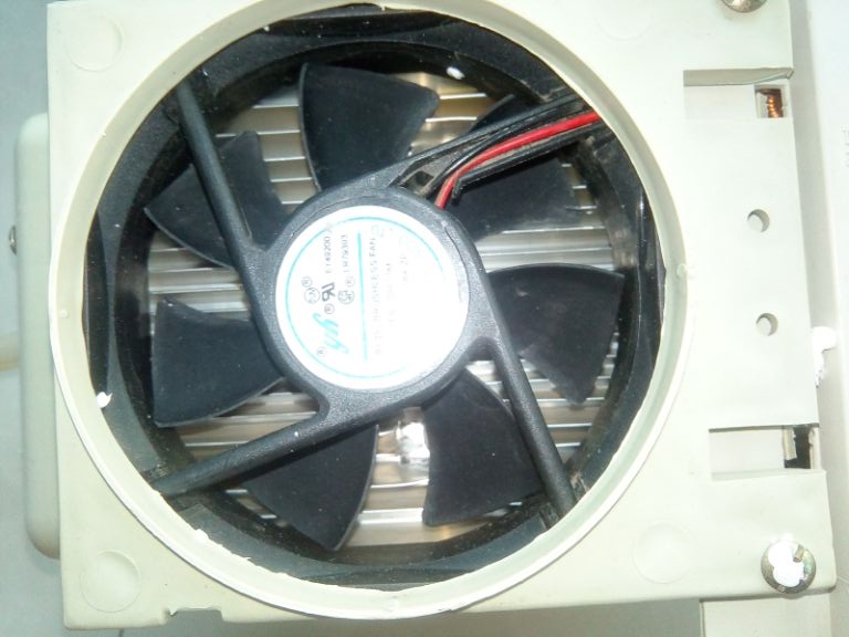 饮水机制冷套件 可以制冷水喝,也可以给鱼缸水