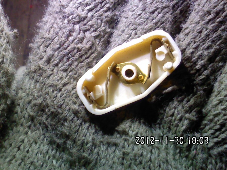 2012895.jpg