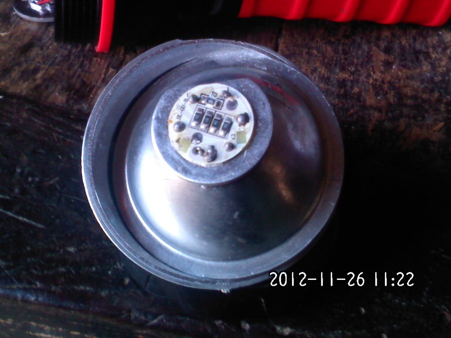 2012832.jpg