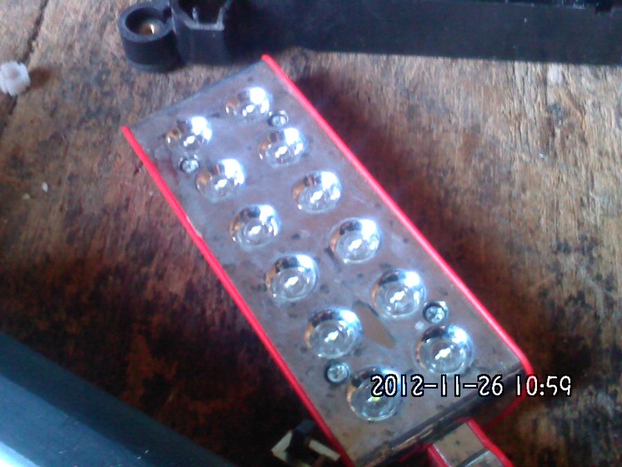 2012827.jpg