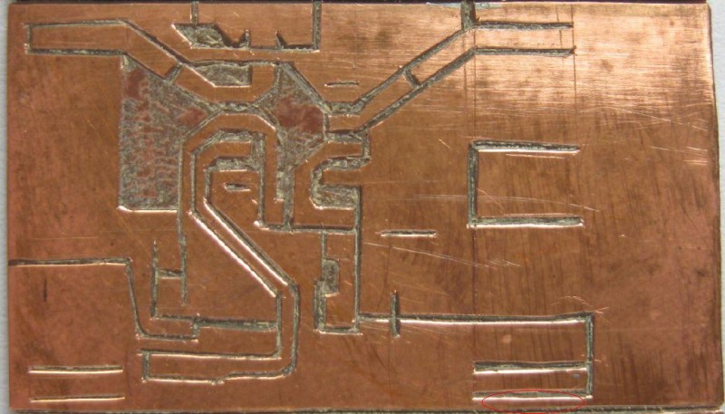 用砂纸打磨