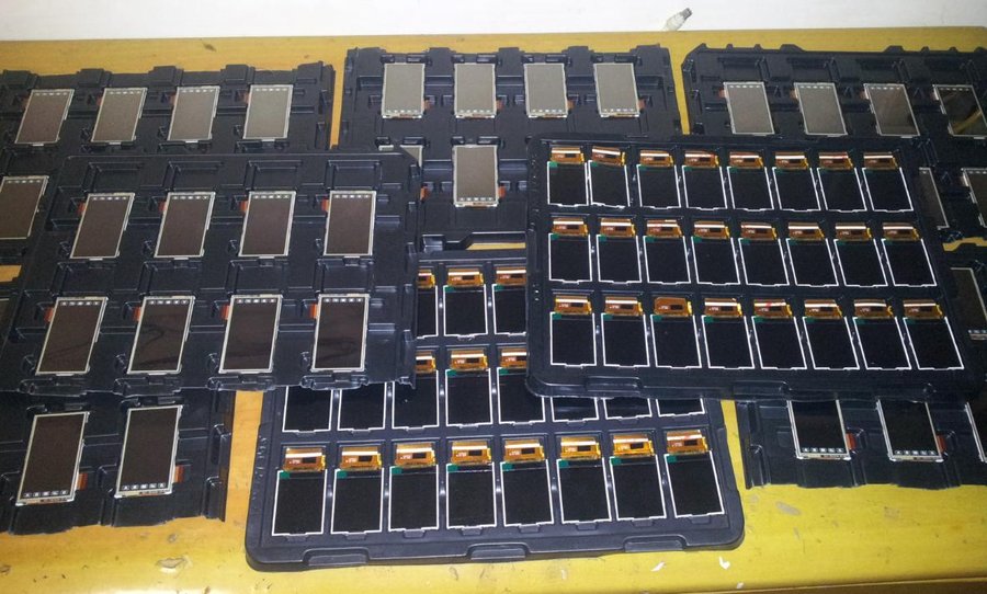 lcd1.jpg