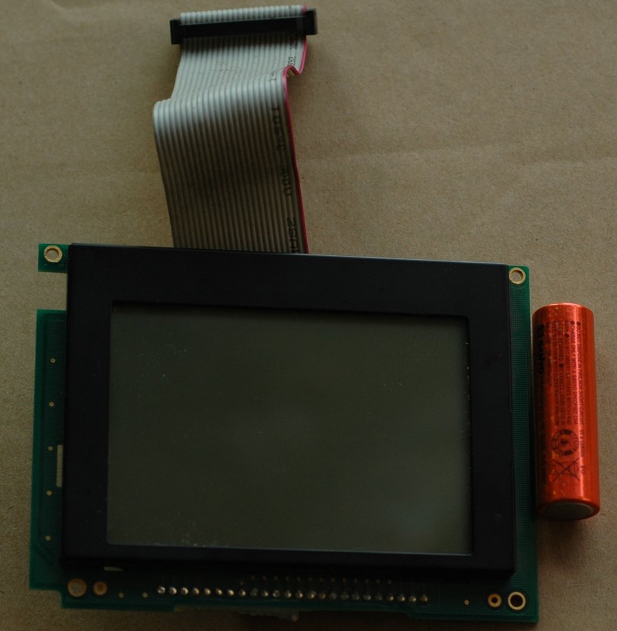 240160液晶.JPG