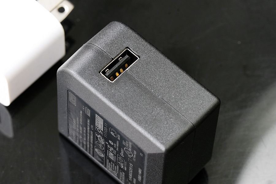 亚源APD希捷电源5V2A-07.jpg