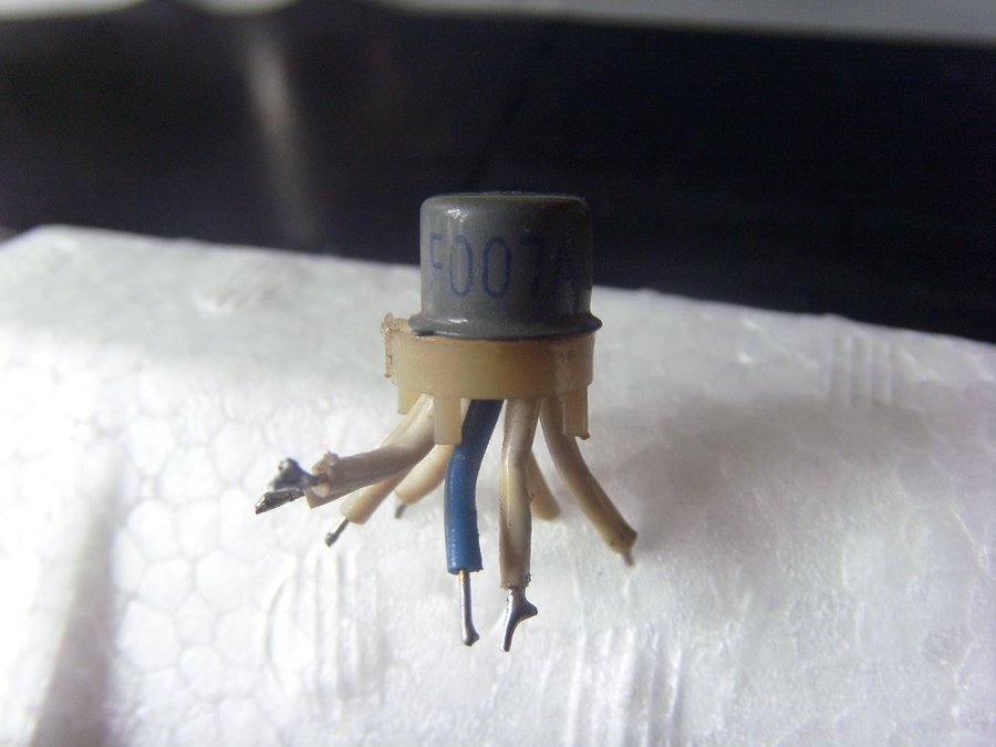 F007旧.JPG