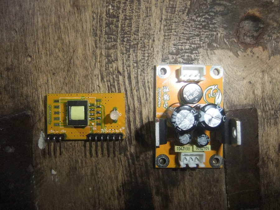 锂电子版和三端稳压子版