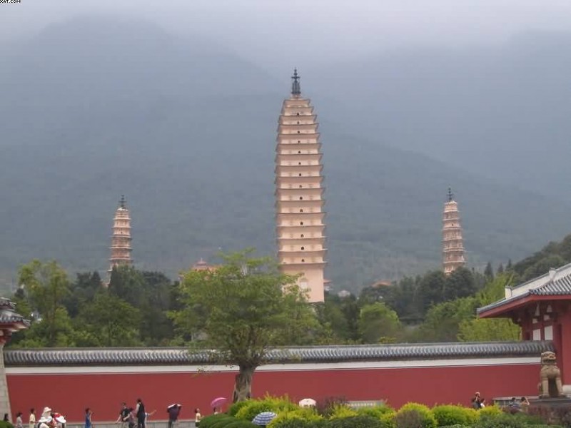 大理三塔.JPG