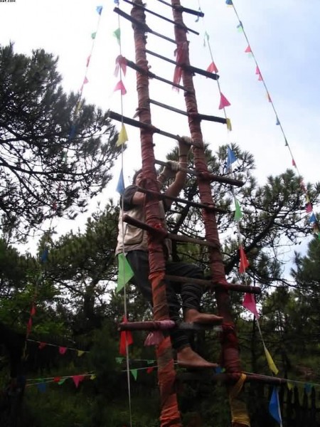 过刀山.jpg