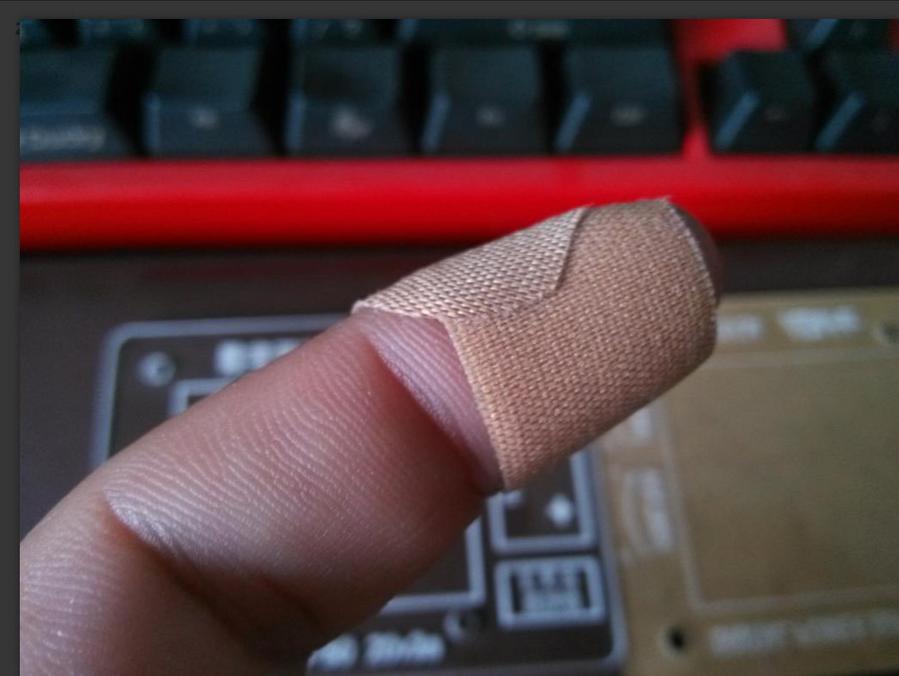 我可怜的小手。。。。。雕刻机滴血认主