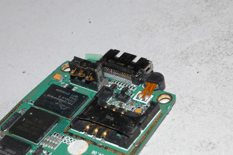 清洗后的充电接口