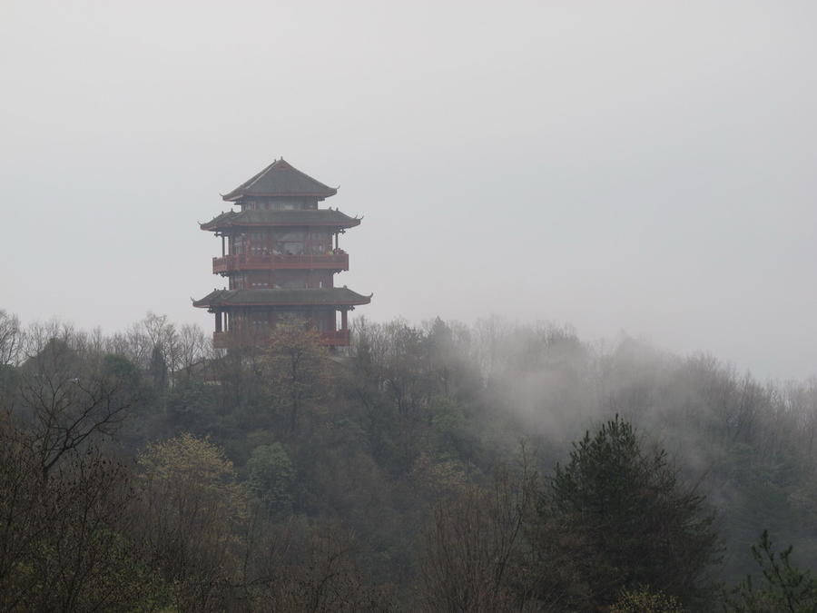 雾中红楼.JPG