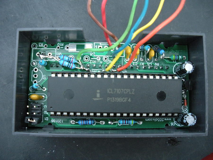 用网上买的icl7107电压表套件改制的毫欧表