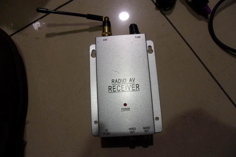 就一个影音收发器