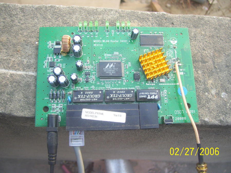 淘宝买的无良商家的UBNT，到手插电不能用，有6个指示灯亮，正常应该一个亮