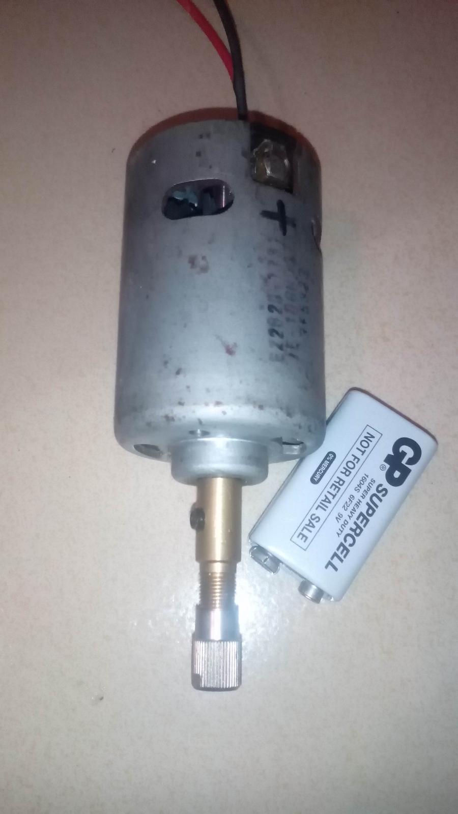 7  12V 70w的直流电机1.jpg