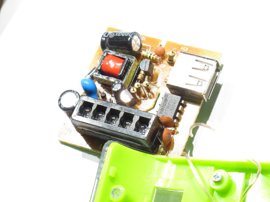 LED指示灯