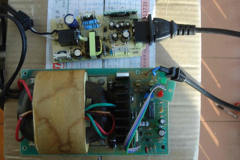 千鹤充电器 3G增容器=全貌.jpg