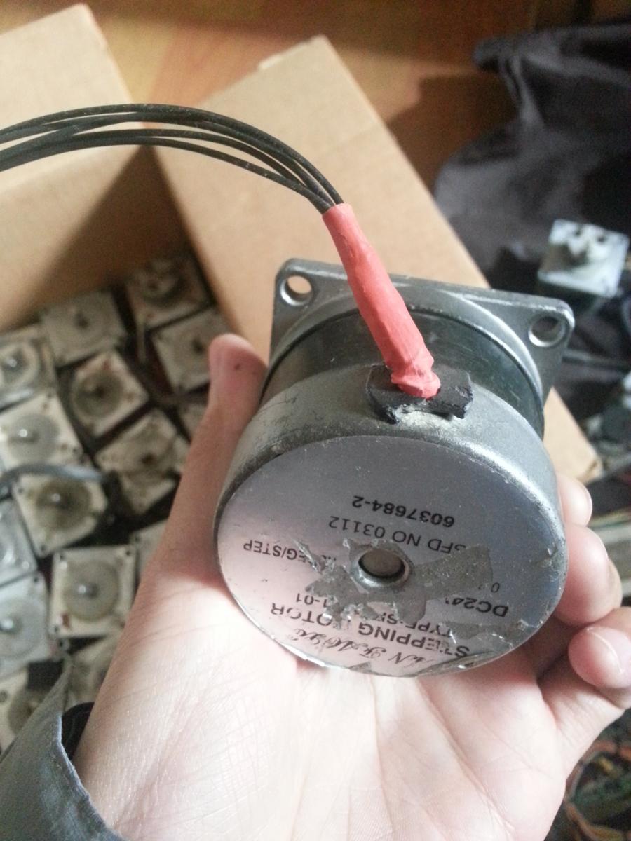 自己接线后的效果，可不开壳。