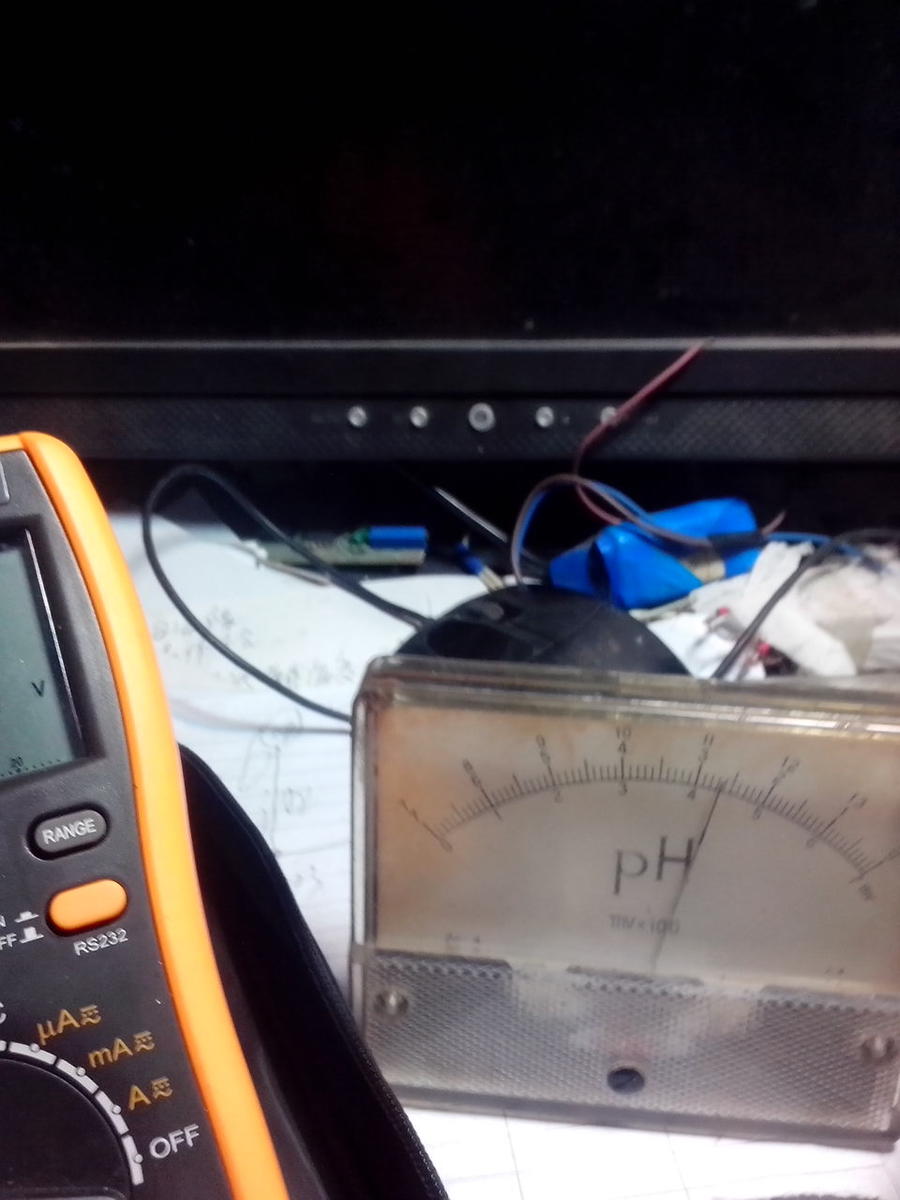 最大短路电流8A，检流电阻和电流表不匹配，读数乘以2是实际电流数