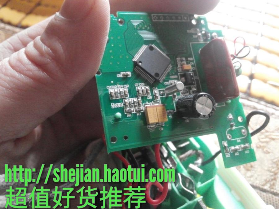 CAM02892_wm.jpg