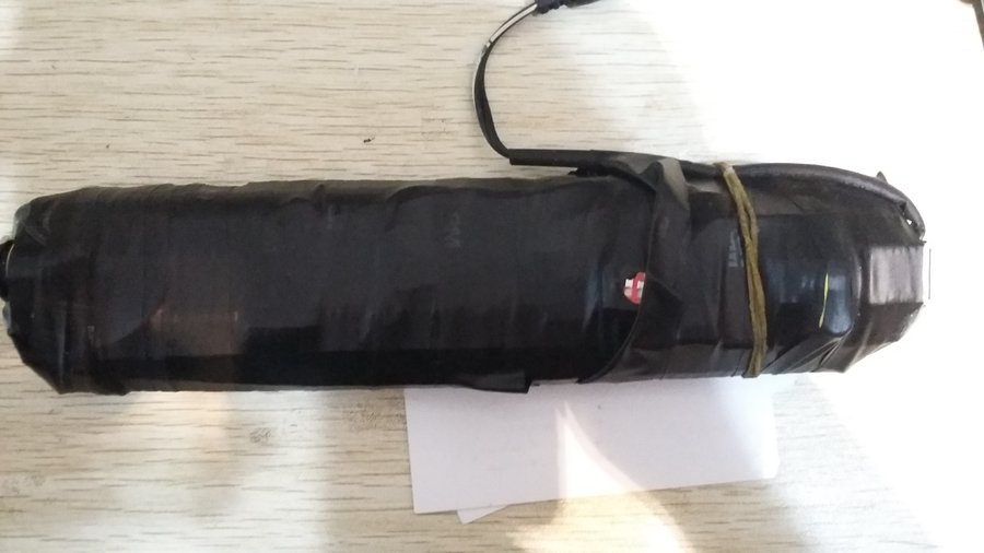 自制超牛充电宝112V和5V输出 12000MAH 30元.jpg