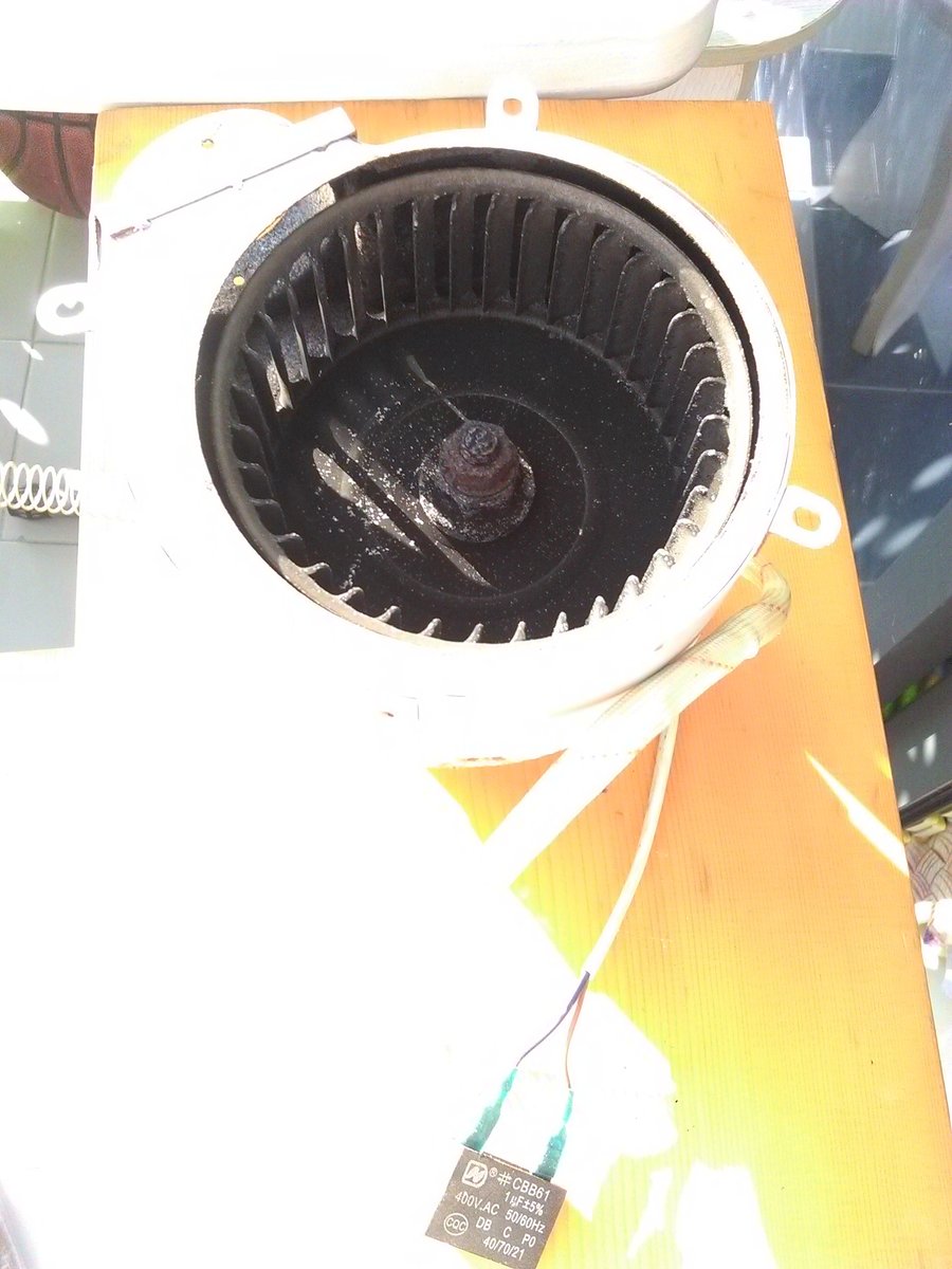 送热水器拆机件