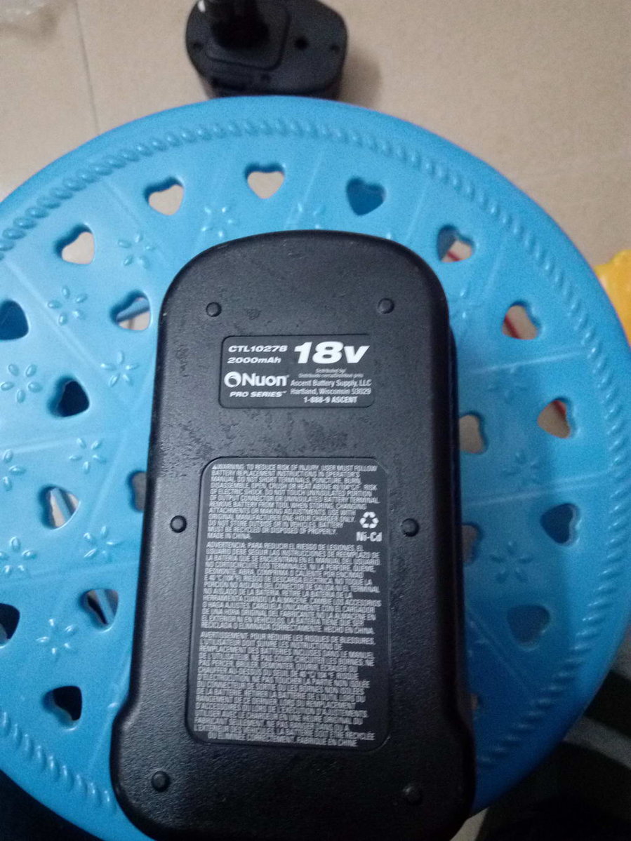 70块钱，18V2000MA