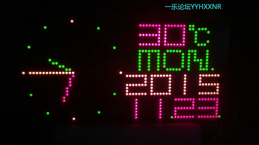 第一行显示温度（交替）