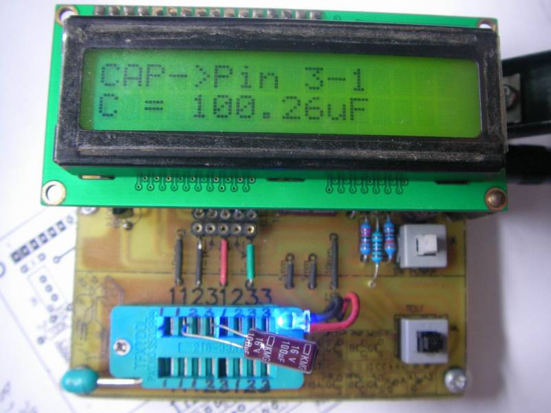 ATMEGA8测试仪实物测试100UF电容.JPG