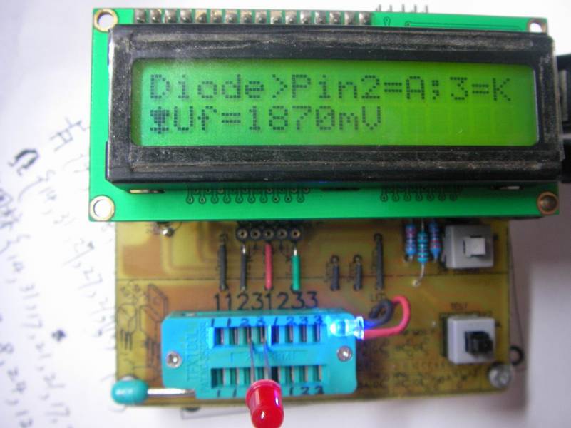 ATMEGA8测试仪实物测试LED正向压降.JPG