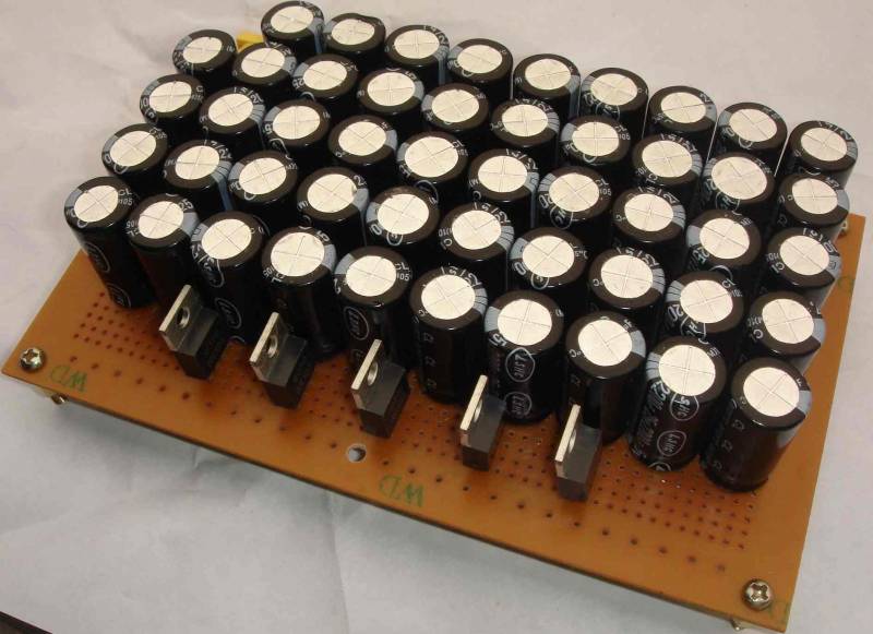 电容器阵列 俯视 MOS.jpg