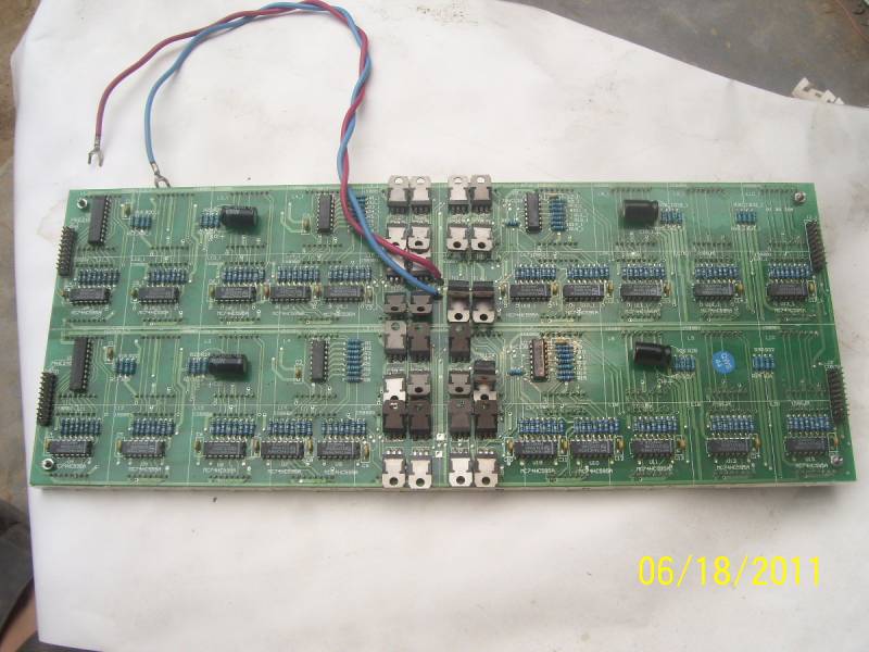 我的3.5mm32X80LED点阵屏背面