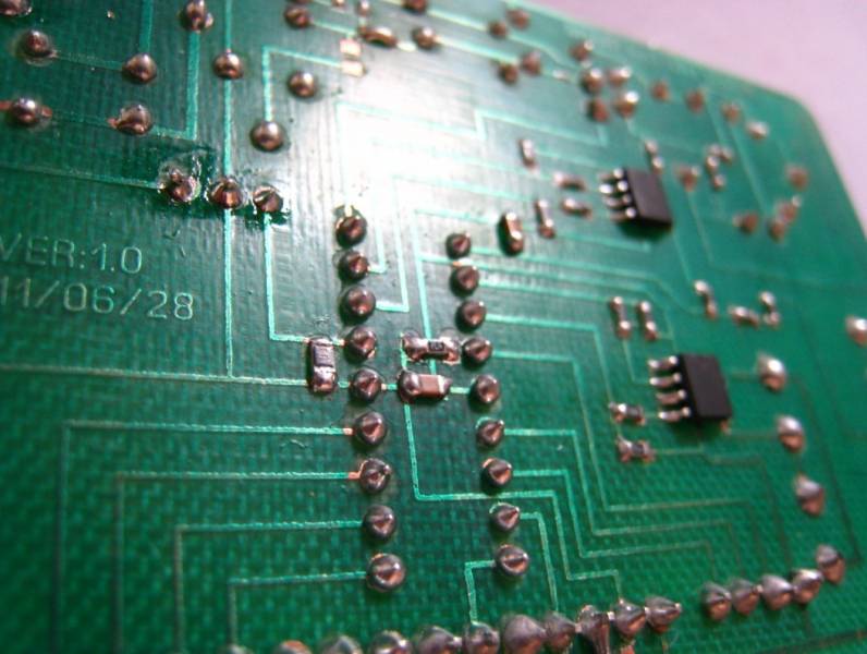 本电路背面近照