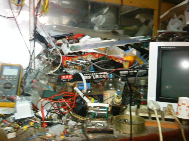 工作台.JPG