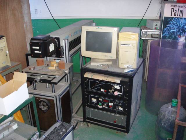 激光雕刻机-001.JPG