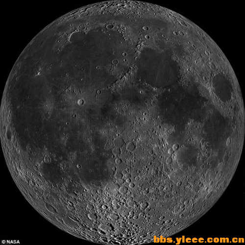 科学家合成的月亮照片