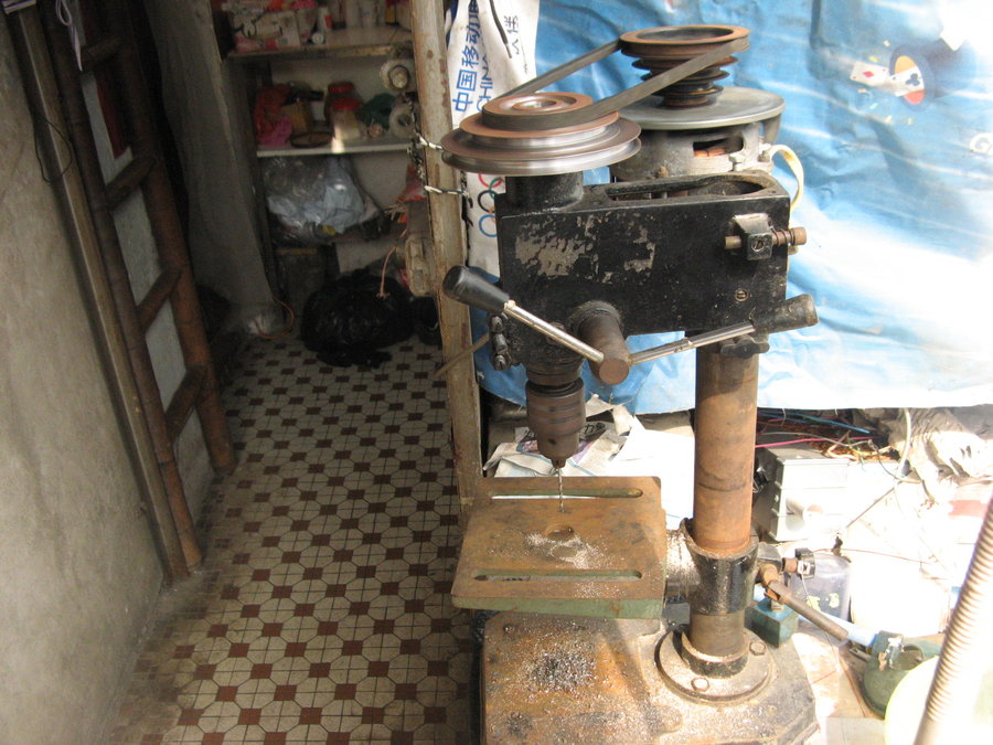 100元来自模友，配了电机皮带轮，价值原超成品，杯具的DIY