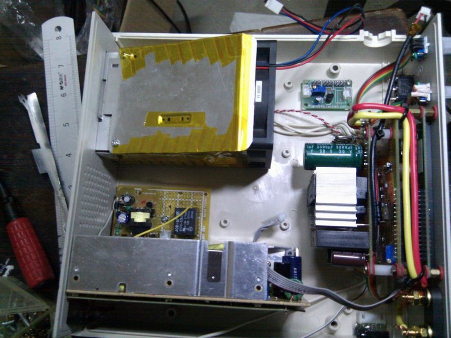 没悬念了装机吧，就几个插头插上就可以了。