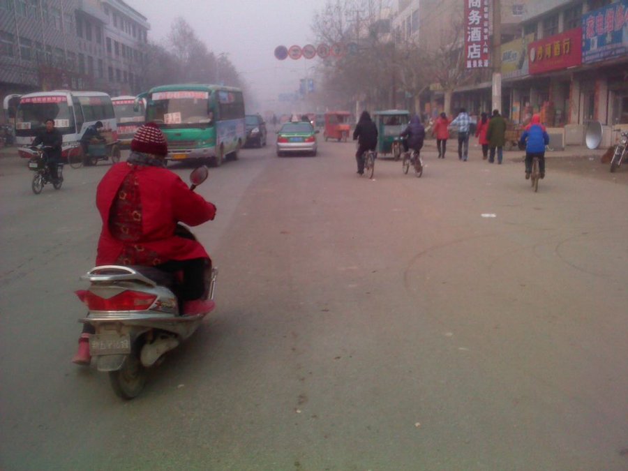 2011-12-21-054到郸城县了.jpg