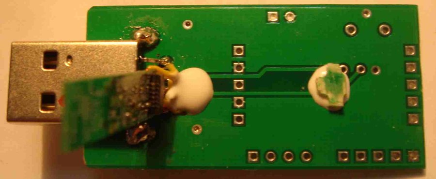 9、USB母板 HP蓝牙模块·准备704粘合固定.jpg