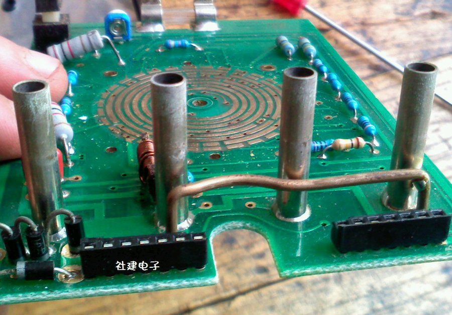 社建电子692.jpg