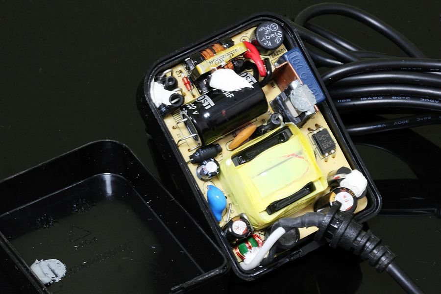 HIPRO 5V2A-03.jpg