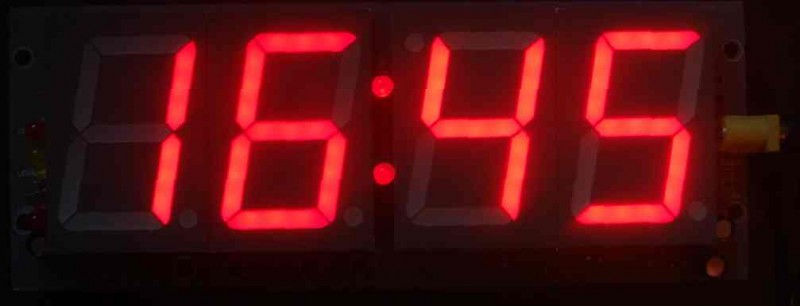 18_164 LED 时钟显示.jpg