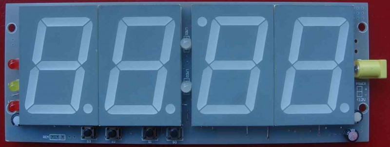 18_164 基本上安装焊接完成的数码管面.jpg