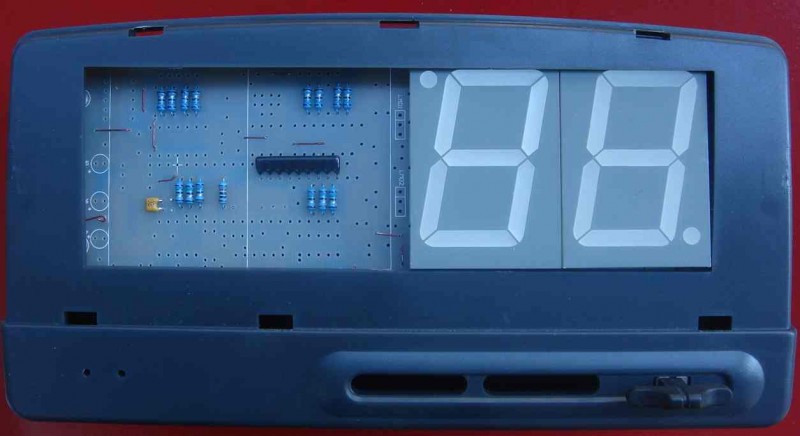 18_164_PCB和外壳的配合 显示框要扩大.jpg