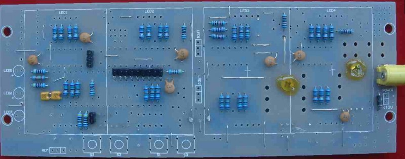 164_4LED 基本完成板 正面 未安装数码管.jpg