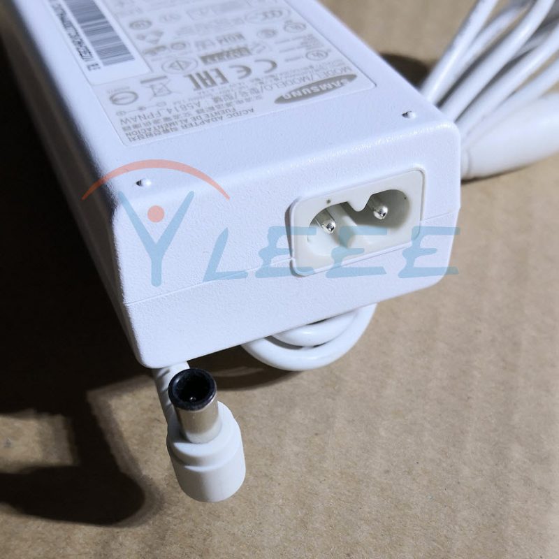 三星14V4.14A 4A液晶显示屏电源适配器线A5614 A5814 FPNAW